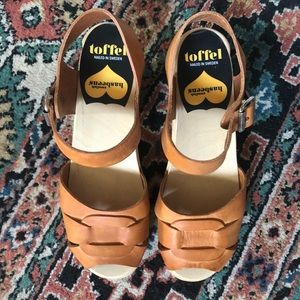 Swedish Hasbeens peep toe clogs